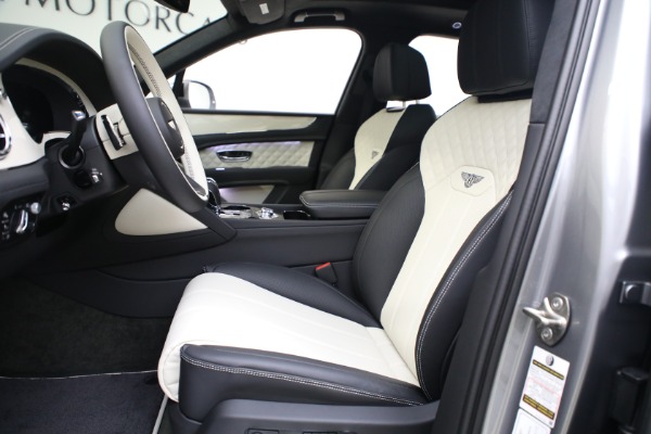New 2023 Bentley Bentayga V8 Azure for sale $263,320 at Maserati of Greenwich in Greenwich CT 06830 17