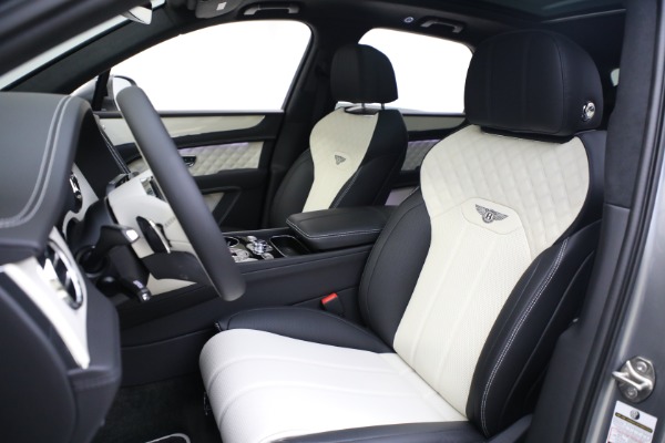New 2023 Bentley Bentayga V8 Azure for sale $263,320 at Maserati of Greenwich in Greenwich CT 06830 18