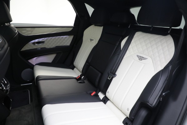 New 2023 Bentley Bentayga V8 Azure for sale $263,320 at Maserati of Greenwich in Greenwich CT 06830 24