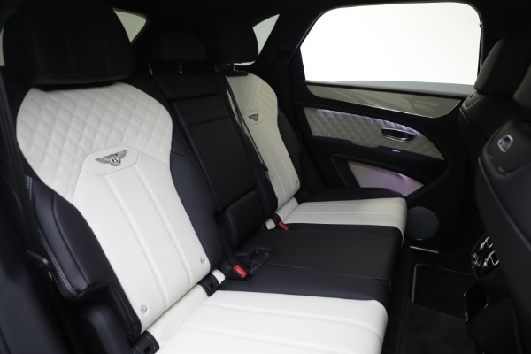 New 2023 Bentley Bentayga V8 Azure for sale $263,320 at Maserati of Greenwich in Greenwich CT 06830 28