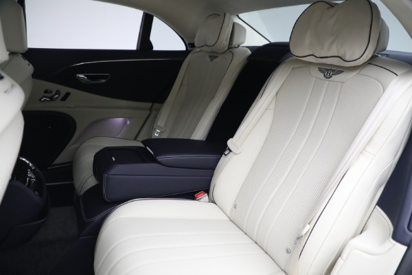 New 2023 Bentley Flying Spur Hybrid for sale $244,610 at Maserati of Greenwich in Greenwich CT 06830 24