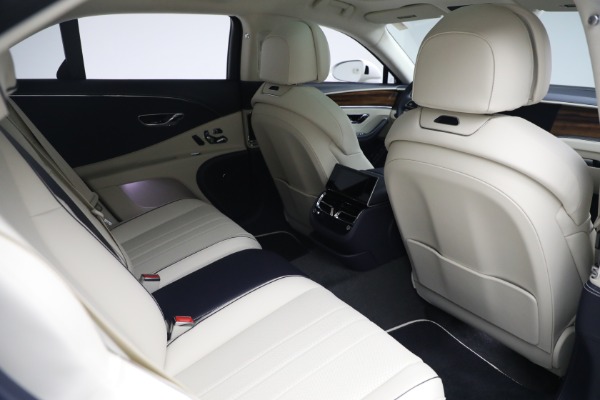 New 2023 Bentley Flying Spur Hybrid for sale $244,610 at Maserati of Greenwich in Greenwich CT 06830 27