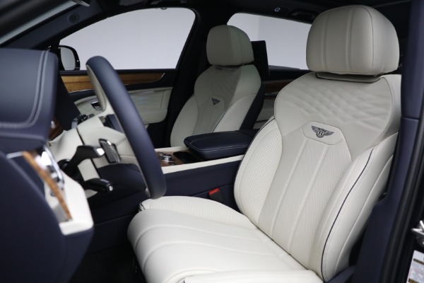 Used 2023 Bentley Bentayga EWB Azure for sale $219,900 at Maserati of Greenwich in Greenwich CT 06830 21