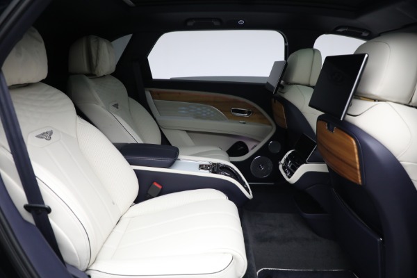 Used 2023 Bentley Bentayga EWB Azure for sale $219,900 at Maserati of Greenwich in Greenwich CT 06830 28