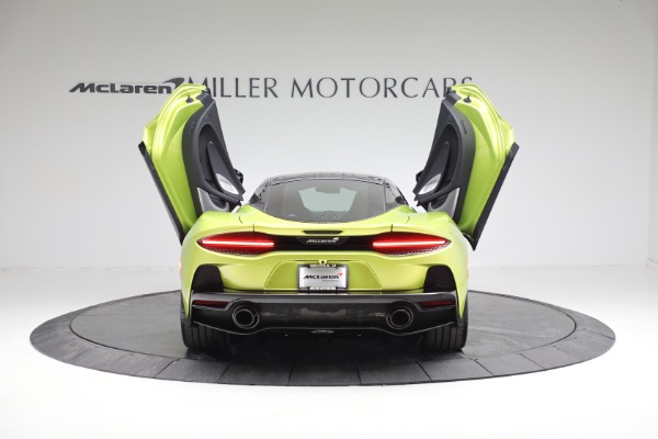 New 2023 McLaren GT Luxe for sale $234,030 at Maserati of Greenwich in Greenwich CT 06830 19