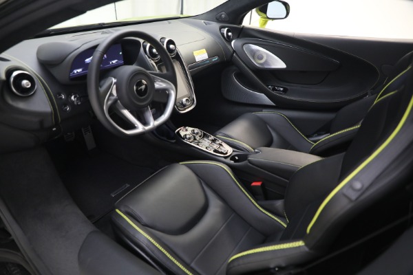 New 2023 McLaren GT Luxe for sale $234,030 at Maserati of Greenwich in Greenwich CT 06830 23