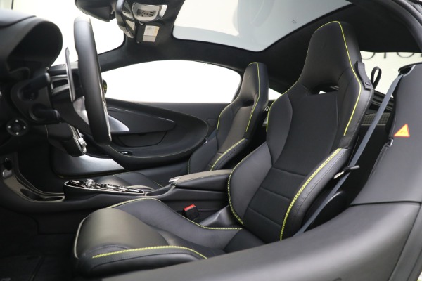 New 2023 McLaren GT Luxe for sale $234,030 at Maserati of Greenwich in Greenwich CT 06830 25