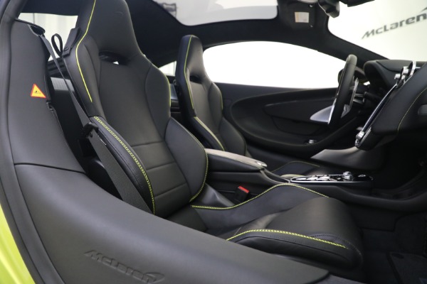 New 2023 McLaren GT Luxe for sale $234,030 at Maserati of Greenwich in Greenwich CT 06830 28