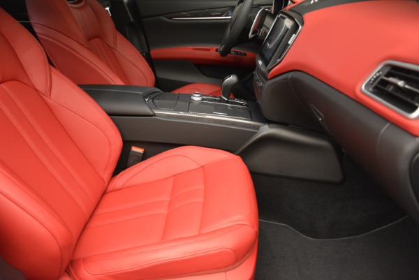 New 2017 Maserati Ghibli S Q4 for sale Sold at Maserati of Greenwich in Greenwich CT 06830 27