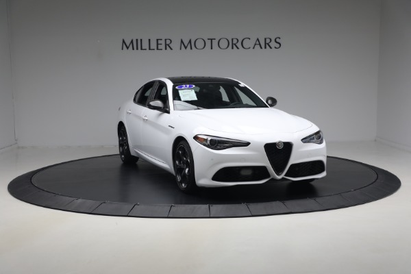 Used 2023 Alfa Romeo Giulia Estrema for sale $32,900 at Maserati of Greenwich in Greenwich CT 06830 11