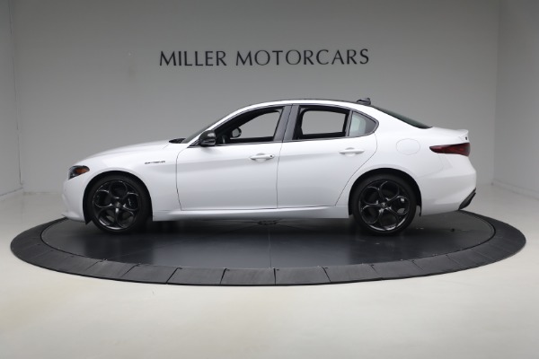 Used 2023 Alfa Romeo Giulia Estrema for sale $32,900 at Maserati of Greenwich in Greenwich CT 06830 3