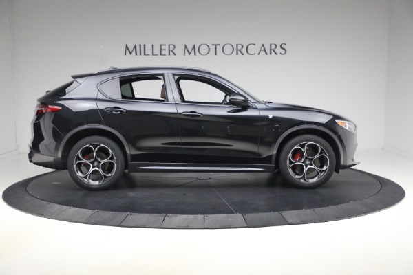 Used 2023 Alfa Romeo Stelvio Ti for sale $32,900 at Maserati of Greenwich in Greenwich CT 06830 10
