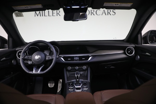 Used 2023 Alfa Romeo Stelvio Ti for sale $32,900 at Maserati of Greenwich in Greenwich CT 06830 22