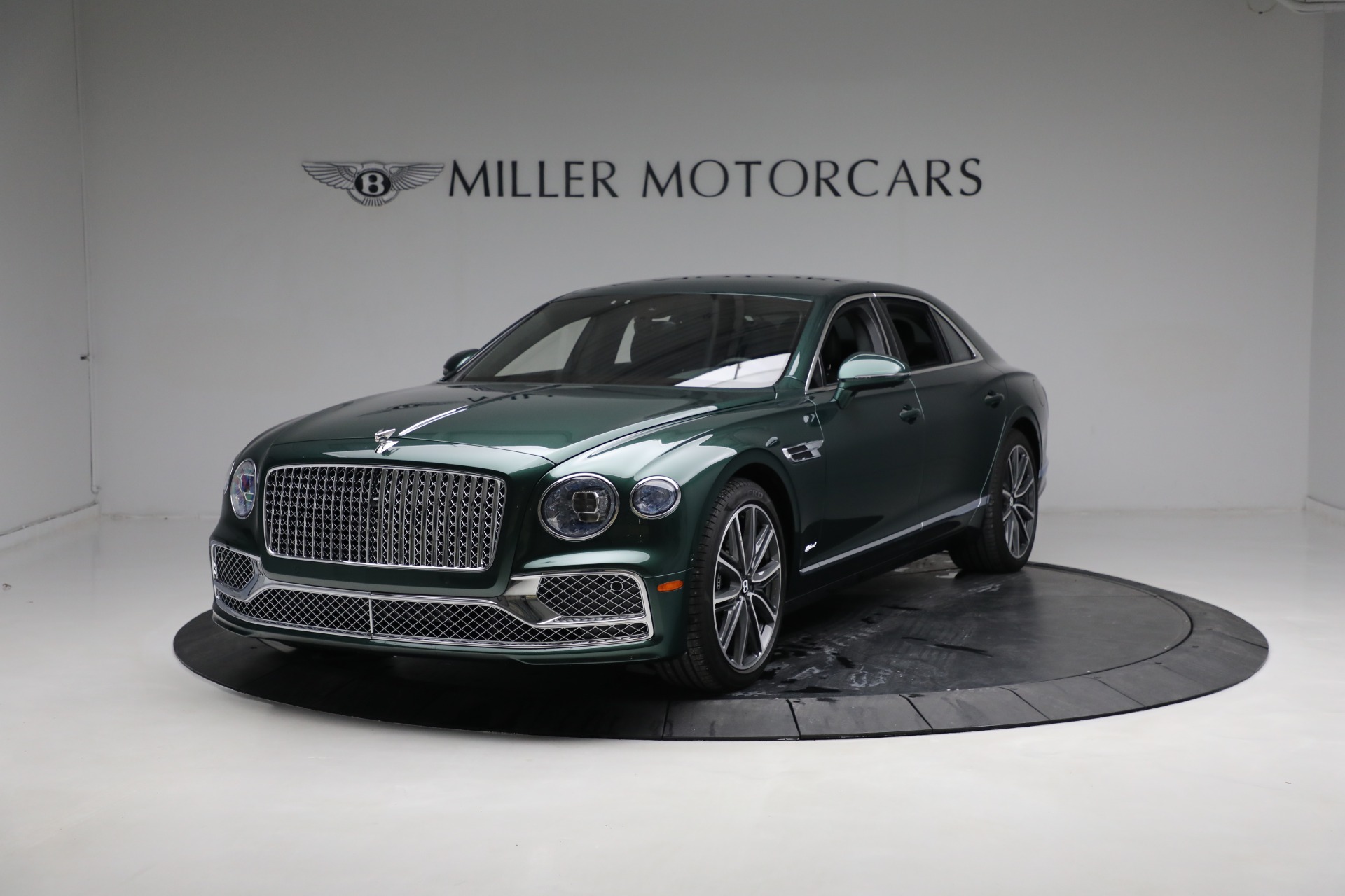 Used 2022 Bentley Flying Spur Hybrid for sale $214,900 at Maserati of Greenwich in Greenwich CT 06830 1