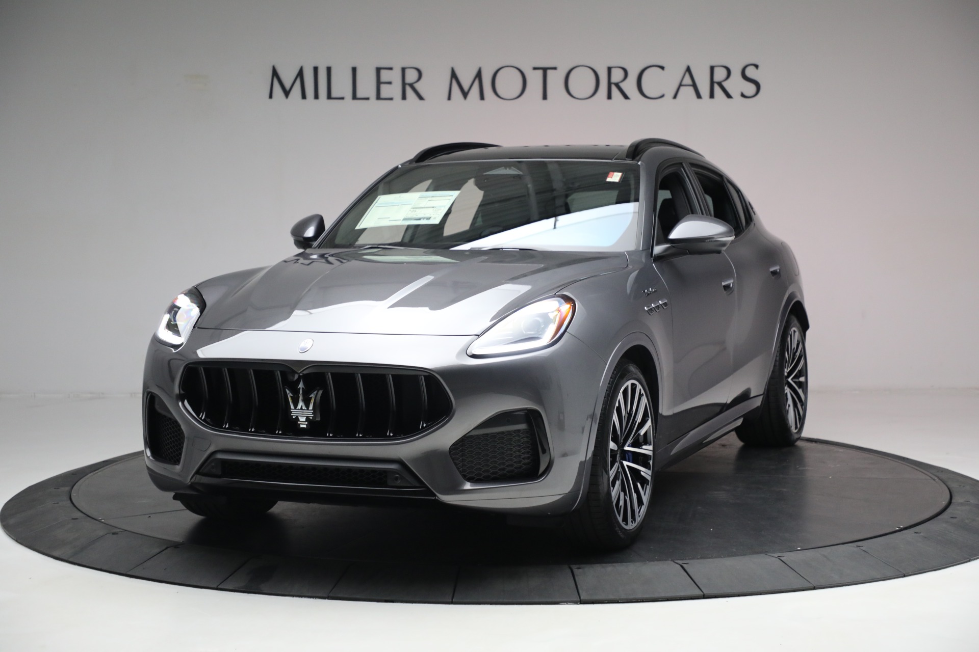 New 2023 Maserati Grecale Modena for sale $88,695 at Maserati of Greenwich in Greenwich CT 06830 1