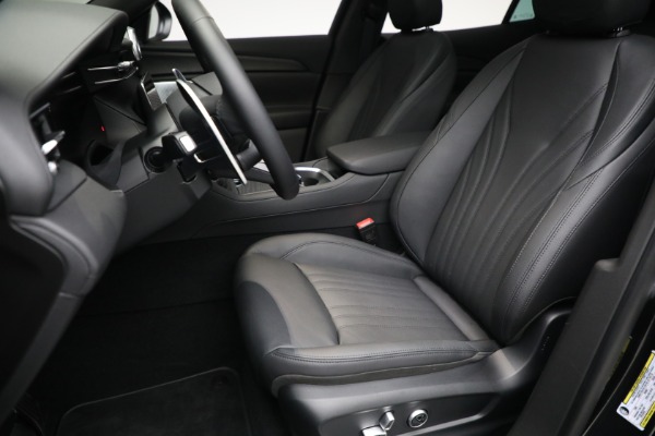 New 2023 Maserati Grecale Modena for sale $77,295 at Maserati of Greenwich in Greenwich CT 06830 15