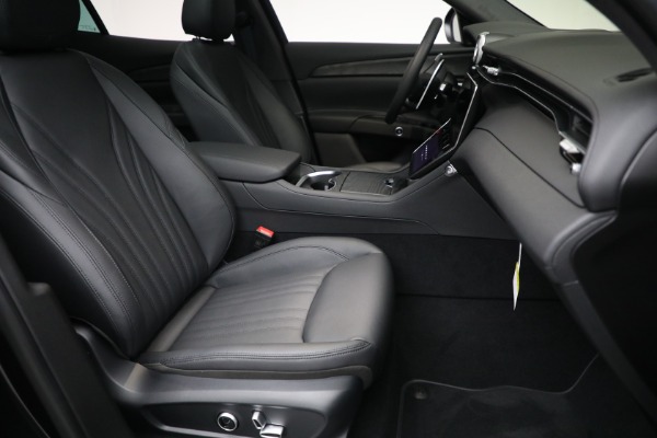 New 2023 Maserati Grecale Modena for sale $77,295 at Maserati of Greenwich in Greenwich CT 06830 23
