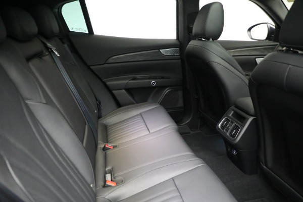 New 2023 Maserati Grecale Modena for sale $77,295 at Maserati of Greenwich in Greenwich CT 06830 25