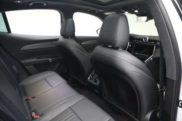New 2023 Maserati Grecale GT for sale Sold at Maserati of Greenwich in Greenwich CT 06830 22