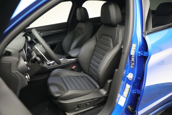 New 2023 Alfa Romeo Stelvio Quadrifoglio for sale $86,670 at Maserati of Greenwich in Greenwich CT 06830 13