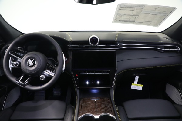 New 2023 Maserati Grecale Modena for sale $92,895 at Maserati of Greenwich in Greenwich CT 06830 16