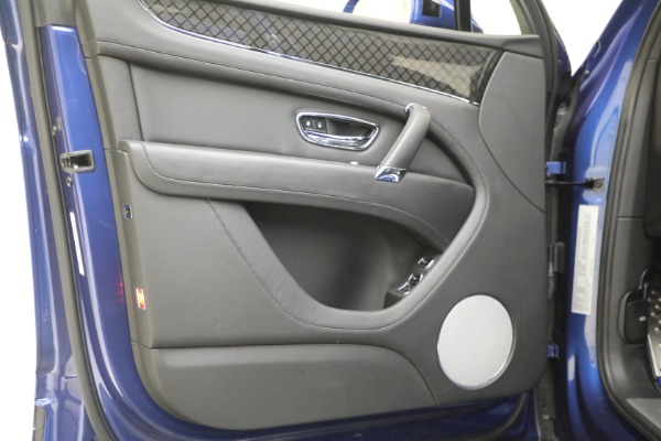 Used 2020 Bentley Bentayga Design Series for sale $154,900 at Maserati of Greenwich in Greenwich CT 06830 19