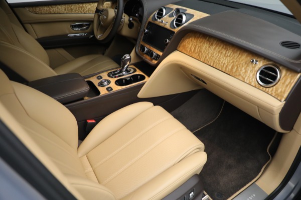 Used 2020 Bentley Bentayga V8 for sale Call for price at Maserati of Greenwich in Greenwich CT 06830 23