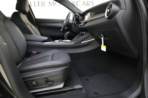 New 2023 Alfa Romeo Stelvio Ti for sale $60,550 at Maserati of Greenwich in Greenwich CT 06830 22