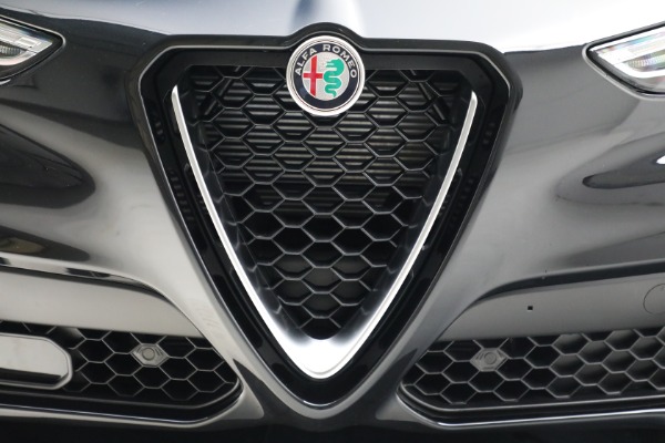 New 2023 Alfa Romeo Stelvio Ti for sale $60,550 at Maserati of Greenwich in Greenwich CT 06830 27