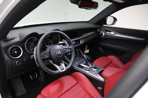 New 2023 Alfa Romeo Stelvio Veloce for sale Call for price at Maserati of Greenwich in Greenwich CT 06830 13