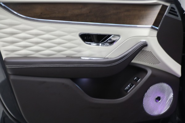 Used 2022 Bentley Flying Spur W12 for sale $249,900 at Maserati of Greenwich in Greenwich CT 06830 19