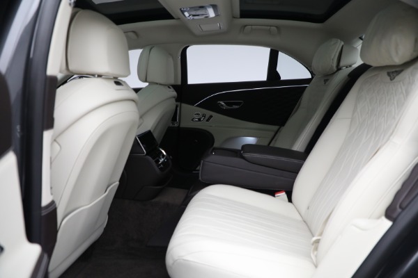 Used 2022 Bentley Flying Spur W12 for sale $249,900 at Maserati of Greenwich in Greenwich CT 06830 25