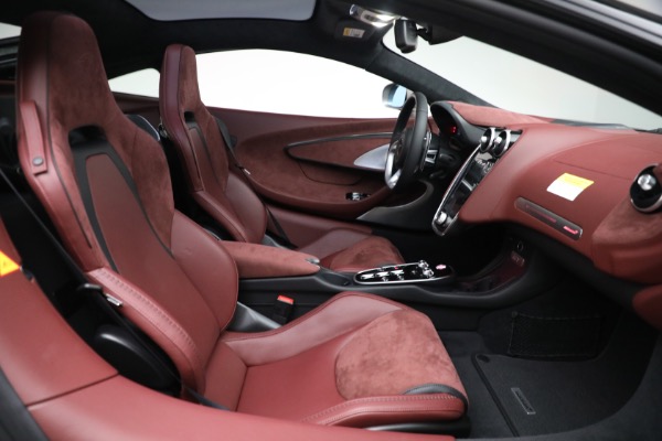 New 2023 McLaren GT Pioneer for sale $221,038 at Maserati of Greenwich in Greenwich CT 06830 25