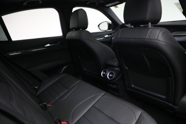 New 2023 Alfa Romeo Stelvio Quadrifoglio for sale $86,670 at Maserati of Greenwich in Greenwich CT 06830 22