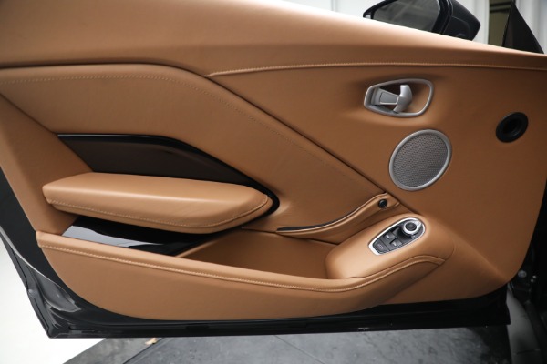 Used 2020 Aston Martin Vantage for sale $109,900 at Maserati of Greenwich in Greenwich CT 06830 17
