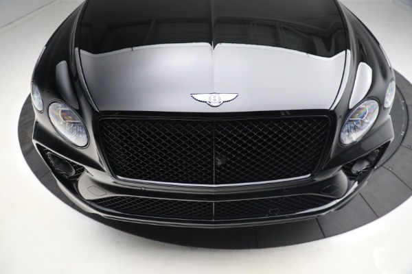 New 2023 Bentley Bentayga V8 for sale $238,470 at Maserati of Greenwich in Greenwich CT 06830 14