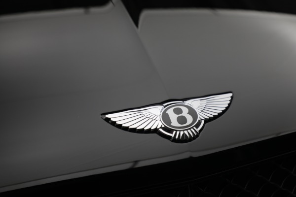 New 2023 Bentley Bentayga V8 for sale $238,470 at Maserati of Greenwich in Greenwich CT 06830 15