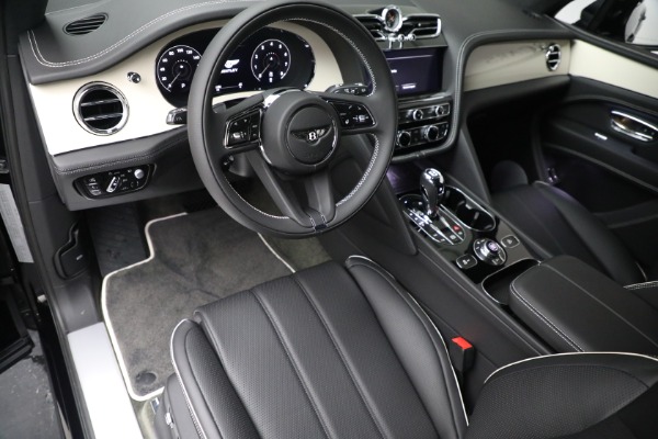 New 2023 Bentley Bentayga V8 for sale $238,470 at Maserati of Greenwich in Greenwich CT 06830 18