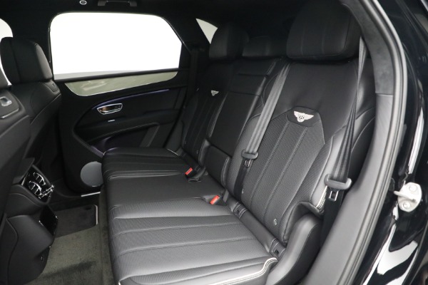 New 2023 Bentley Bentayga V8 for sale $238,470 at Maserati of Greenwich in Greenwich CT 06830 24