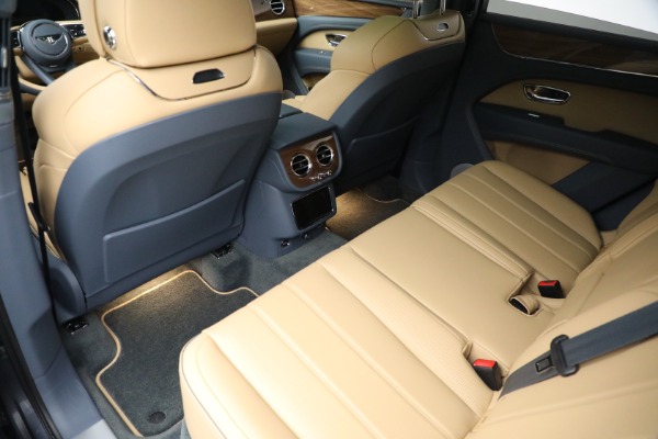 New 2023 Bentley Bentayga V8 for sale $230,170 at Maserati of Greenwich in Greenwich CT 06830 21