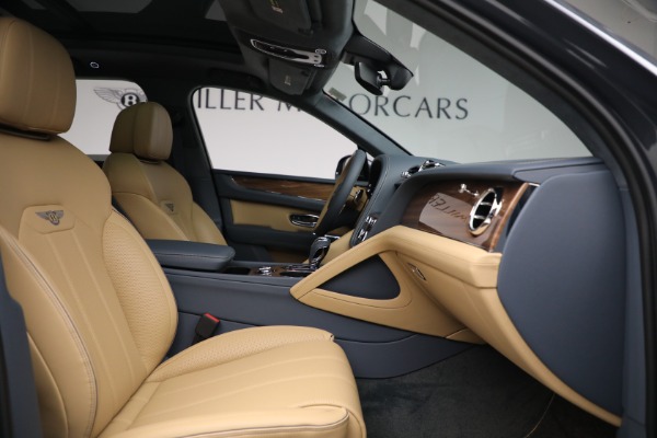 New 2023 Bentley Bentayga V8 for sale $230,170 at Maserati of Greenwich in Greenwich CT 06830 26