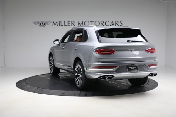 New 2023 Bentley Bentayga EWB Azure V8 for sale $274,655 at Maserati of Greenwich in Greenwich CT 06830 6