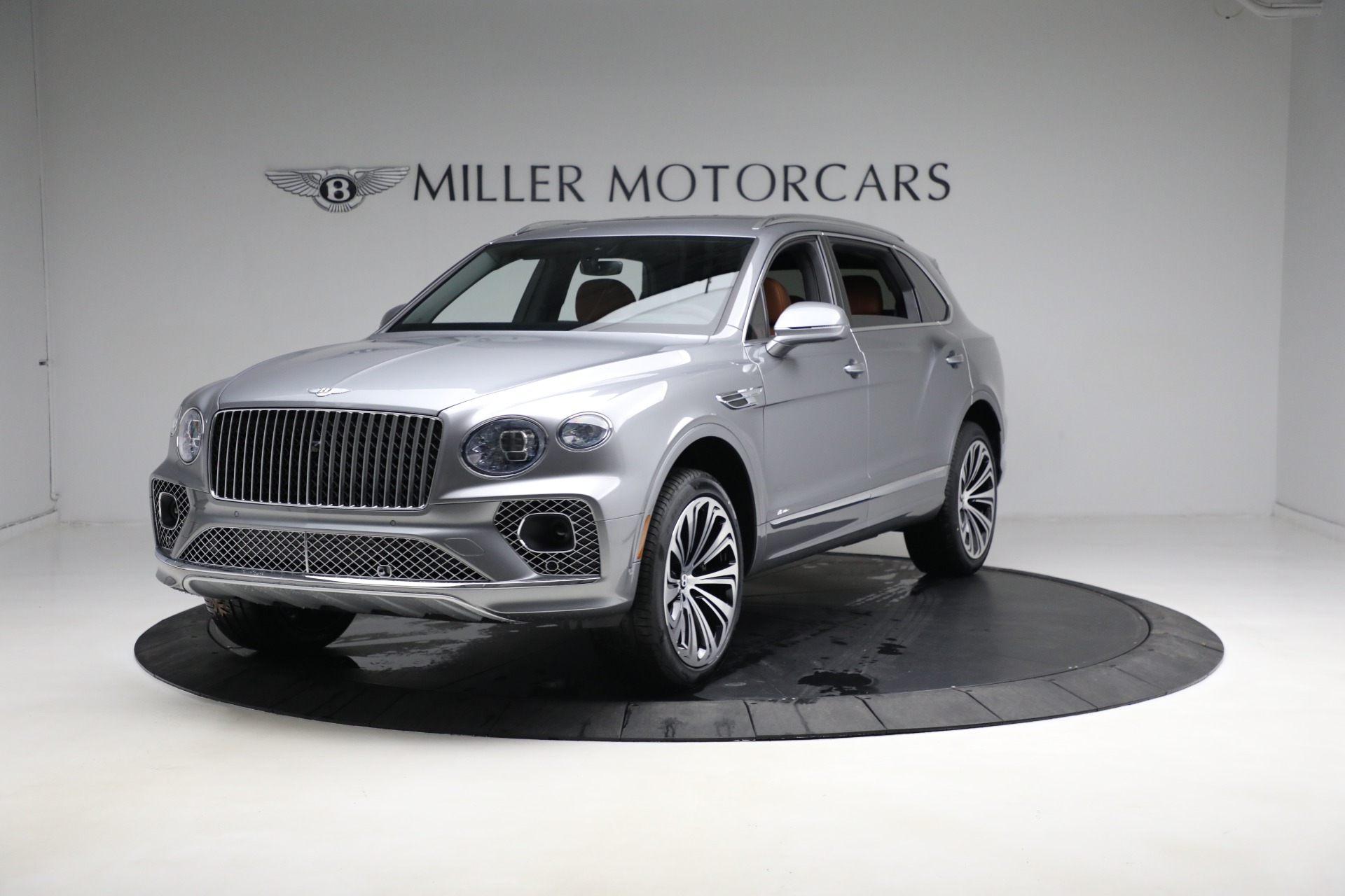 New 2023 Bentley Bentayga EWB Azure V8 for sale $274,655 at Maserati of Greenwich in Greenwich CT 06830 1
