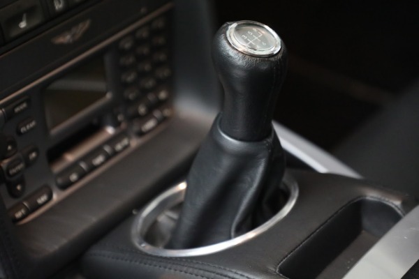 Used 2005 Aston Martin V12 Vanquish S for sale $199,900 at Maserati of Greenwich in Greenwich CT 06830 21