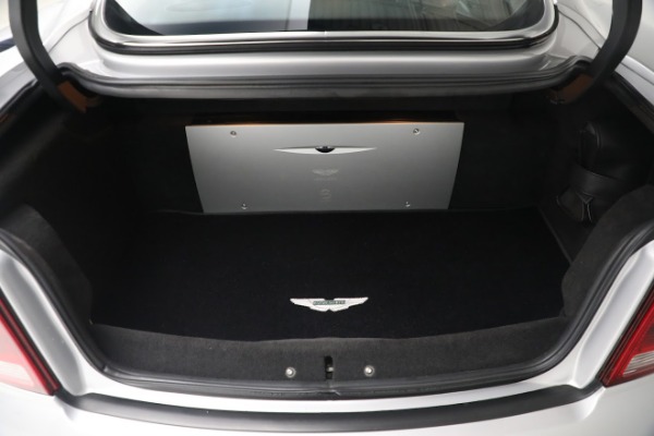 Used 2005 Aston Martin V12 Vanquish S for sale $199,900 at Maserati of Greenwich in Greenwich CT 06830 26