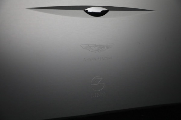 Used 2005 Aston Martin V12 Vanquish S for sale $199,900 at Maserati of Greenwich in Greenwich CT 06830 27