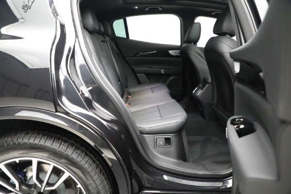 New 2023 Maserati Grecale Modena for sale $78,197 at Maserati of Greenwich in Greenwich CT 06830 18