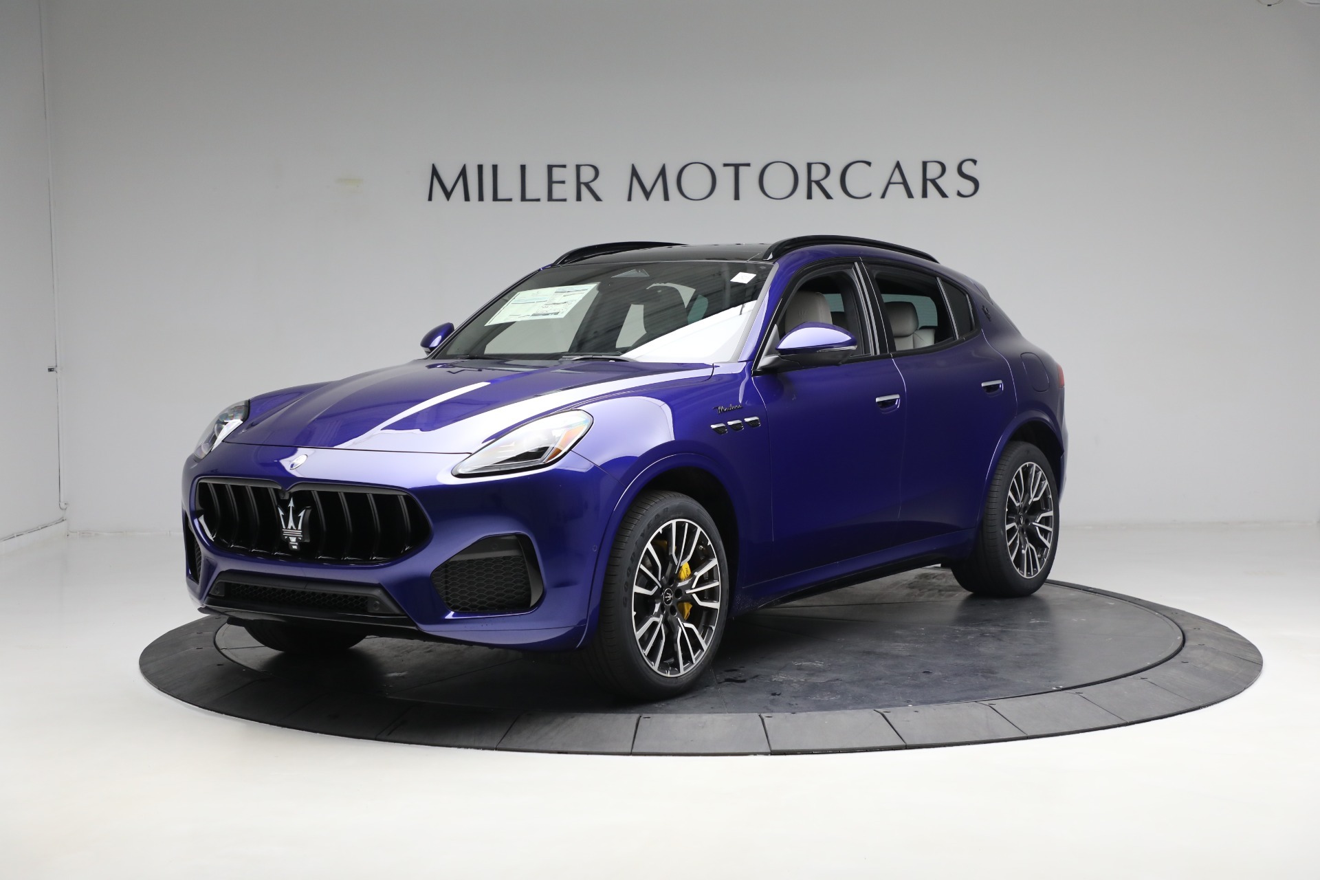 New 2023 Maserati Grecale Modena for sale $86,697 at Maserati of Greenwich in Greenwich CT 06830 1