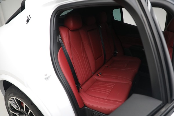 New 2023 Maserati Grecale Modena for sale $85,497 at Maserati of Greenwich in Greenwich CT 06830 21