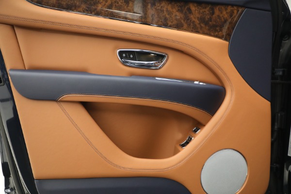 New 2023 Bentley Bentayga V8 for sale $233,825 at Maserati of Greenwich in Greenwich CT 06830 19